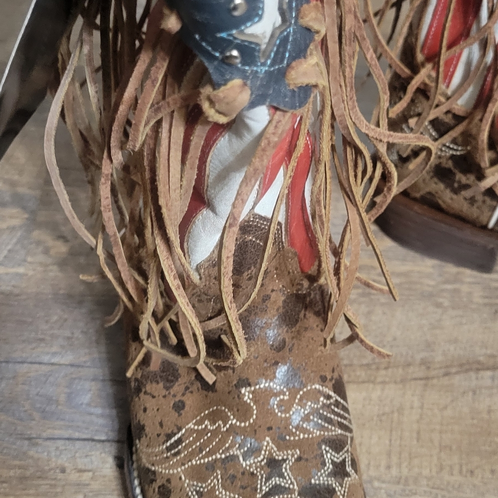 J.B. Dillon Women's Brown and Red Fringed Heeled Boots Nwt - Picture 2 of 4